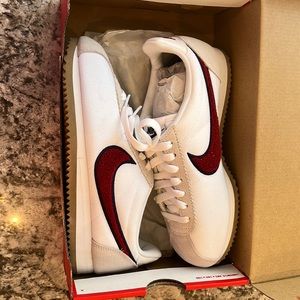SPECIAL EDITION CLASSIC NIKE CORTEZ PREMIUM